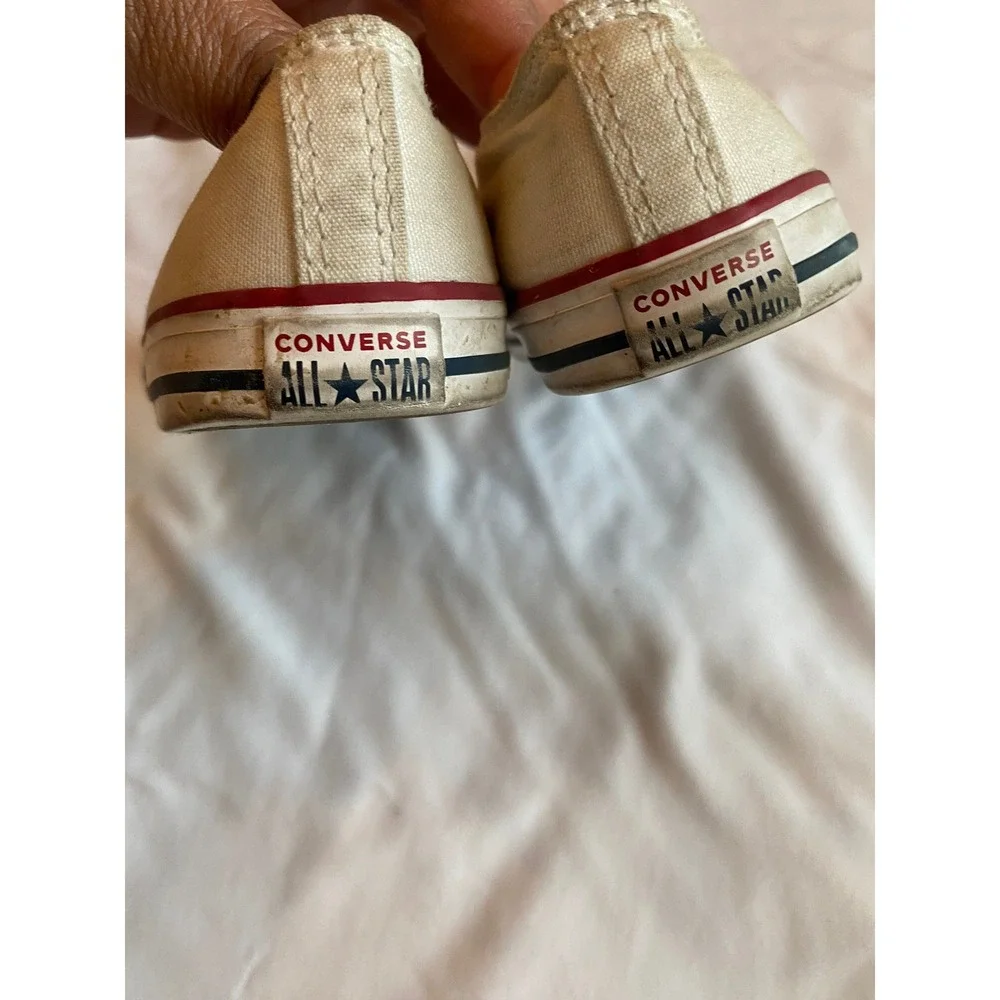 Converse Infant Chuck Taylor All Star Low Top Sneakers Retro White 7J256